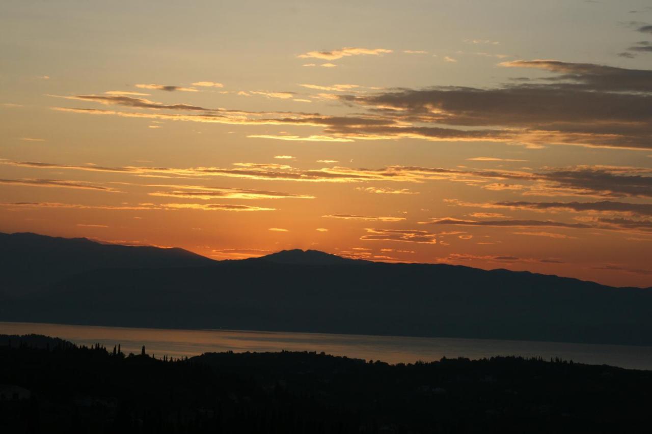 Corfu Quality Suite, Tranquility, Mountain & Sea Views Agios Gordios  Eksteriør billede
